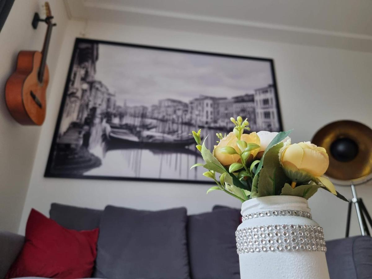 Flora Apartman Leilighet Szeged Eksteriør bilde
