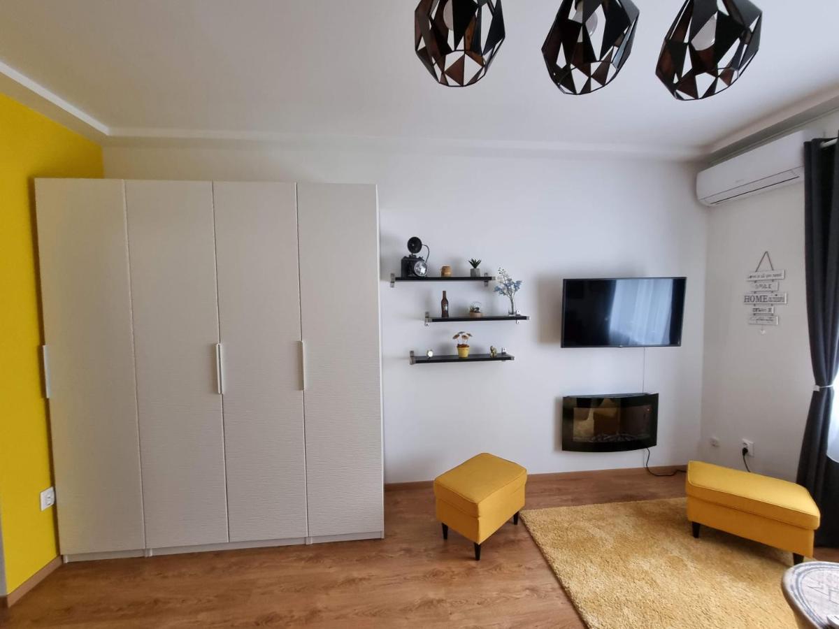 Flora Apartman Leilighet Szeged Eksteriør bilde